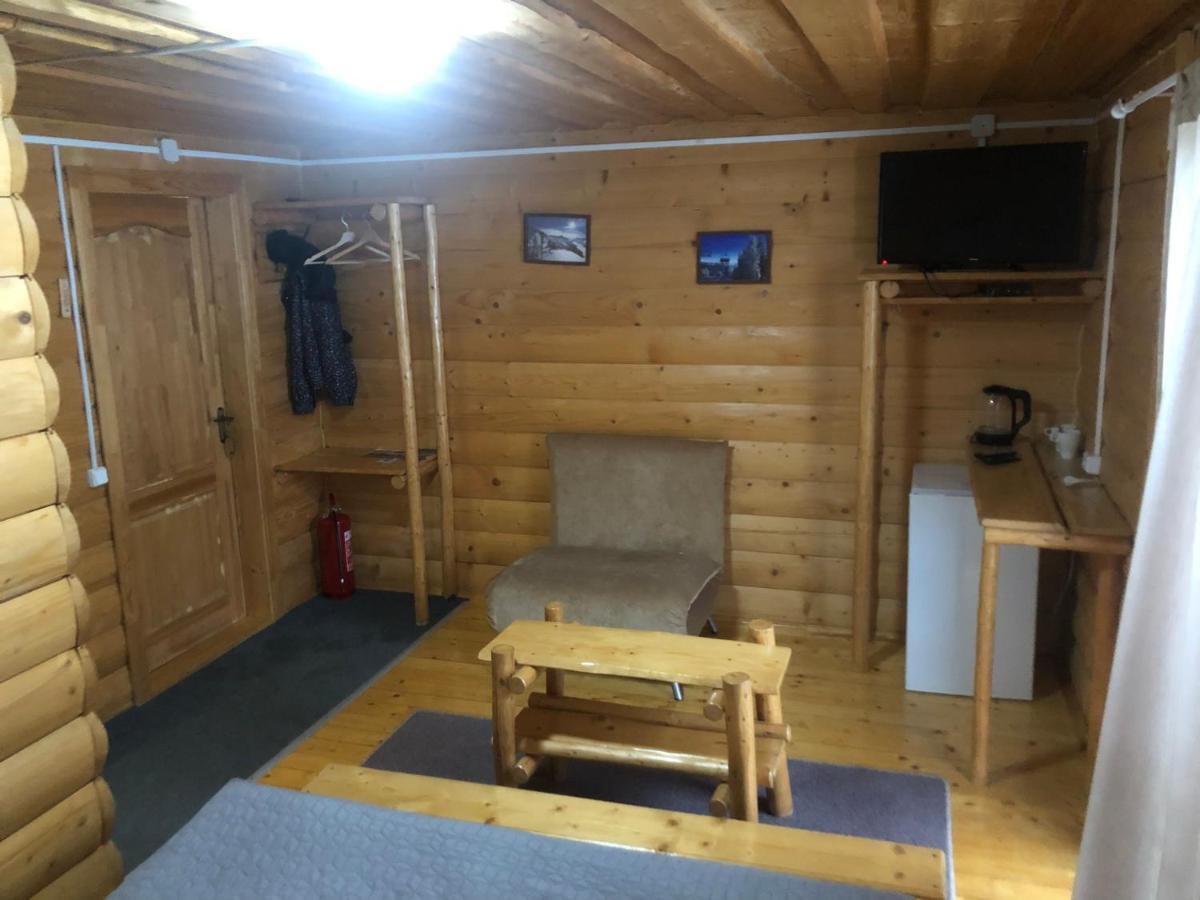 Hotel Круассан à Bukovel Extérieur photo