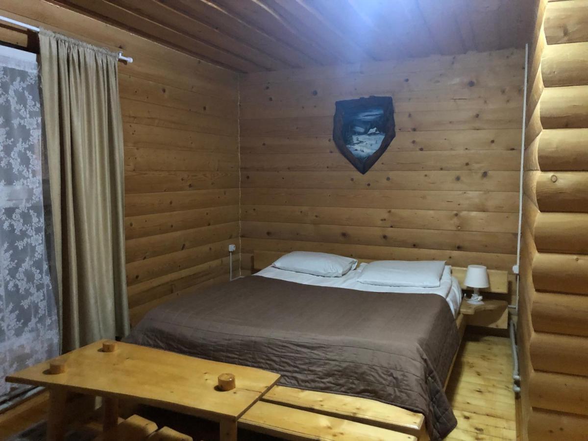 Hotel Круассан à Bukovel Extérieur photo