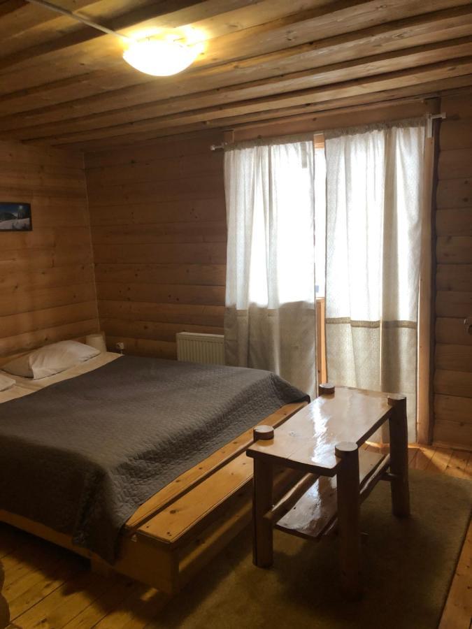 Hotel Круассан à Bukovel Extérieur photo